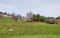 301 Wingate Dr, Pittsburgh, PA 15205