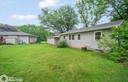 2202 15th Avenue, Eldora, IA 50627