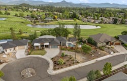 32 Pebble Creek Drive, Eagle Point, OR 97524