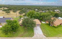810 S Clear Street, San Saba, TX 76877