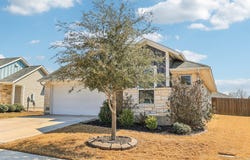 111 Insider Loop, Elgin, TX 78621