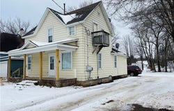 2736 3rd Street, Eau Claire, WI 54703