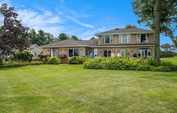 7601 S Indian Lake dr Drive, Vicksburg, MI 49097