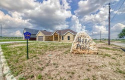 2 HOPE PL, Uvalde, TX 78801