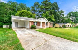 3027 Lakeridge Drive, Conyers, GA 30094