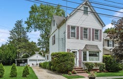 73 Spruce Avenue, Floral Park, NY 11001