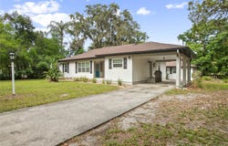 431 S STONE STREET, DELAND, FL 32720