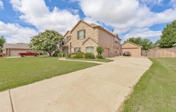13269 Moonlake Way, Fort Worth, TX 76052