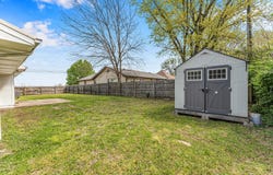 510 N Flint Avenue, Bolivar, MO 65613