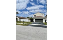 1960 NW 188th Ave, Pembroke Pines, FL 33029