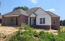 11 Golden Oak, Hattiesburg, MS 39402