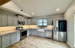 140 Booth Circle, Ocean Springs, MS 39564