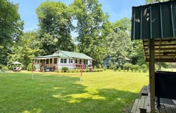 252 Roberts Way, New Paris, PA 15554
