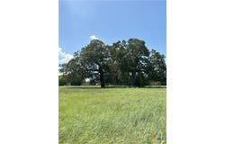 0 Cr 121, Gonzales, TX 78629