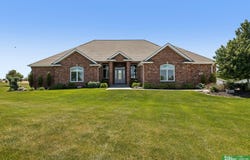 15521 S 79th Circle, Papillion, NE 68046
