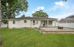 516 Shade Street, North Babylon, NY 11703