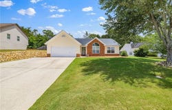 3777 Walnut Grove Way, Gainesville, GA 30506