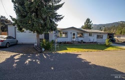 143 125th St, Orofino, ID 83544
