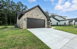 4838 Coronell Way, Bryant, AR 72002