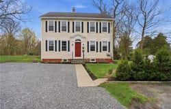48 Constitution Street, Bristol, RI 02809