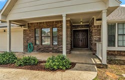 3300 Timberview Drive, Corinth, TX 76210