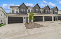 14134 Wilden Drive, Urbandale, IA 50323