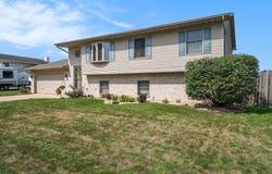 3044 Angelina Street, Portage, IN 46368
