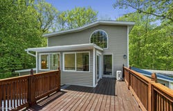 7644 State Route, Nassau, NY 12018