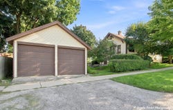 204 N Archer Avenue, Mundelein, IL 60060