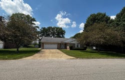 321 S Locust Drive, Morristown, IN 46161