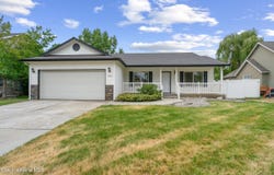 1033 E Warm Springs Ave, Post Falls, ID 83854