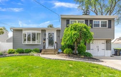 27 York Street, Old Bridge, NJ 08857