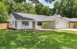 281 E COUNTRY CLUB DRIVE, WILLISTON, FL 32696