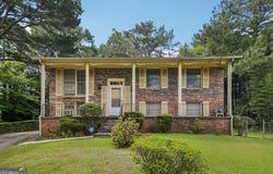 1410 Bronze Leaf, Stone Mountain, GA 30083