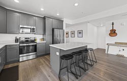 8342 S SKY MIRROR Ln W, Midvale, UT 84047