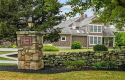 14 Fox Drive, Narragansett, RI 02882