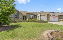 3045 S Palisades Drive, Springfield, MO 65807