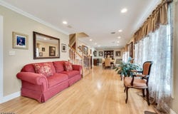 31 Shetland Dr, Clark Twp., NJ 07066-2310