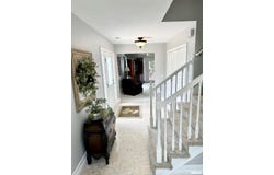 14 NOB HILL Drive, Jacksonville, IL 62650