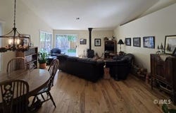 2298 Cheyenne Dr, Bishop, CA 93514