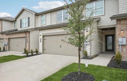 206 Pourtales Lane, Cedar Hill, TX 75104