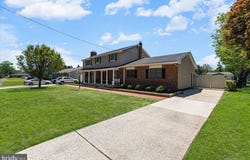 1609 WILLS PLACE, VINELAND, NJ 08361