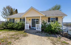 315 N Ash, ELIZABETH, IL 61028