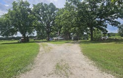 18896 Highway H, Elk Creek, MO 65464