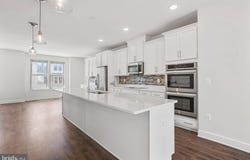 9875 BUCHANAN Loop, MANASSAS, VA 20110