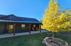 2040 Bluff Creek Drive, Strawn, TX 76475