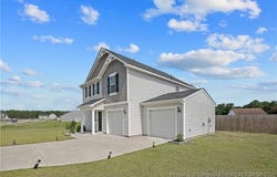 170 Graystoke Lane, Raeford, NC 28376