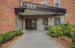 682 Tuckahoe Road, Yonkers, NY 10710