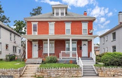 805 MULBERRY AVENUE, HAGERSTOWN, MD 21742