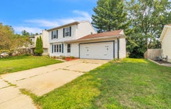 5727 Laporte Drive, Lansing, MI 48911